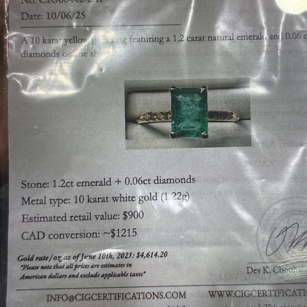 10k Gold Ring real Emerald - Picture 15 of 16